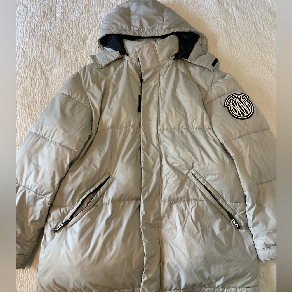 DKNY Men's Beige puffer jacket